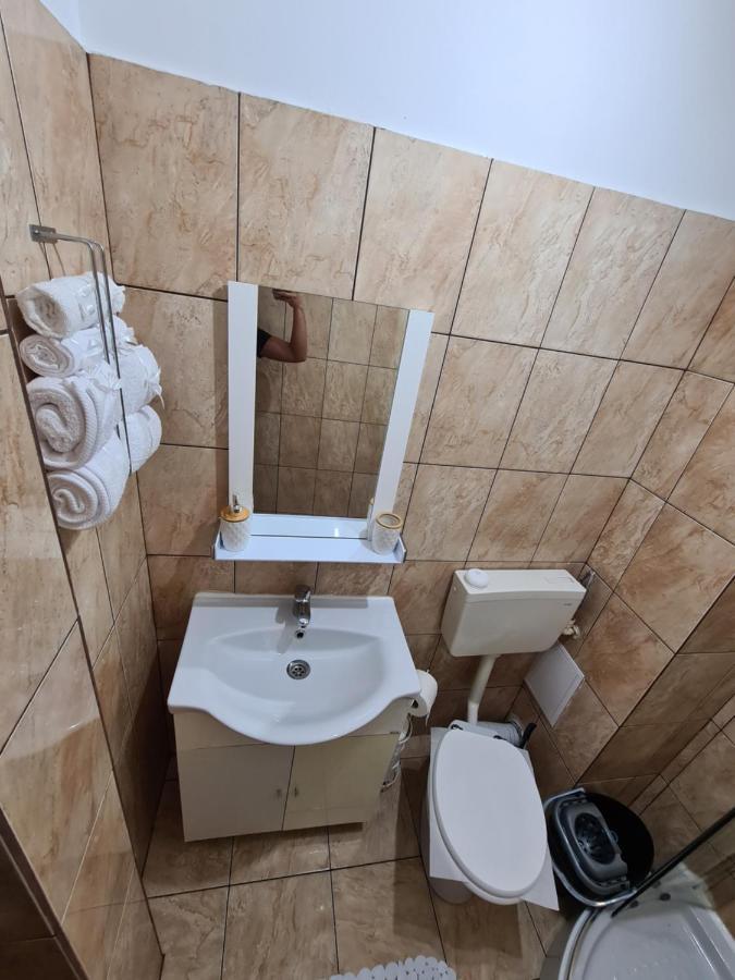 Garsoniera privata Bed & Breakfast Bucureşti Exterior foto