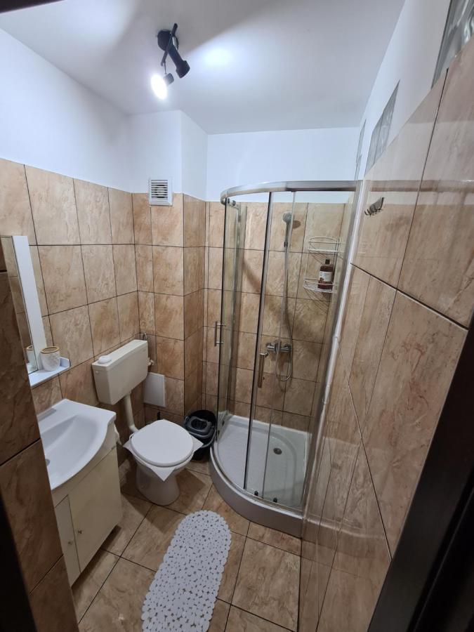 Garsoniera privata Bed & Breakfast Bucureşti Exterior foto