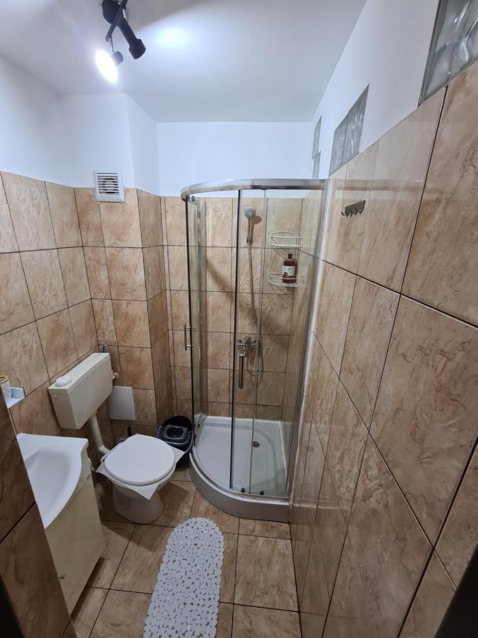 Garsoniera privata Bed & Breakfast Bucureşti Exterior foto