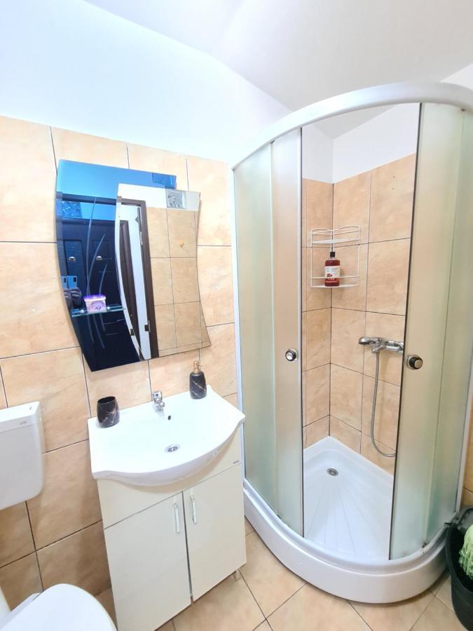 Garsoniera privata Bed & Breakfast Bucureşti Exterior foto