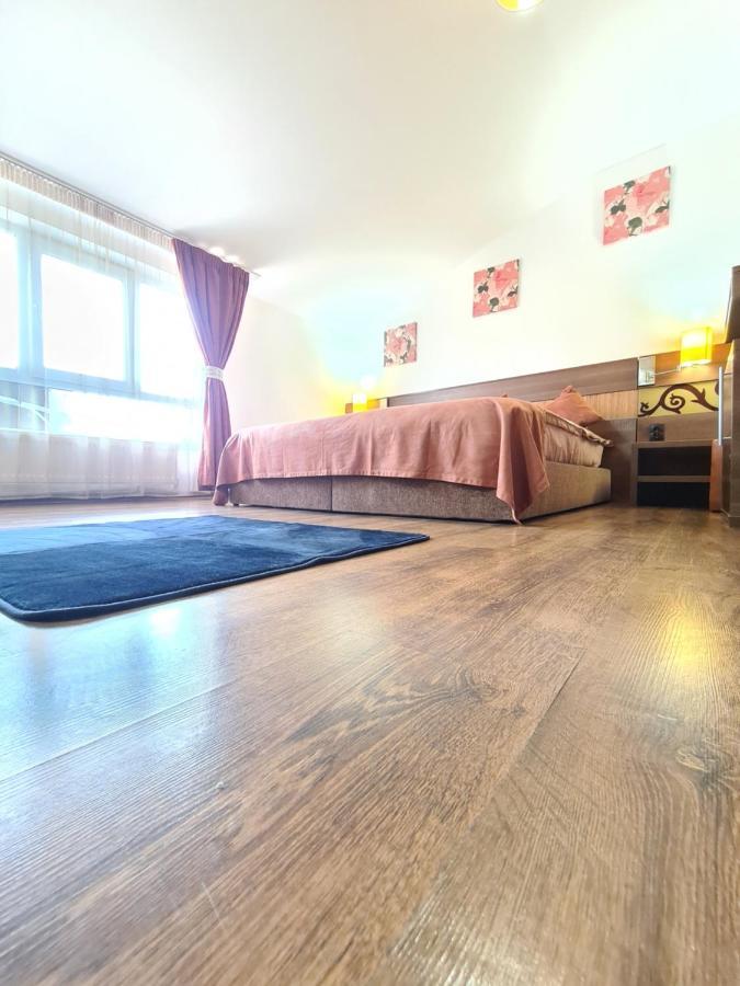 Garsoniera privata Bed & Breakfast Bucureşti Exterior foto