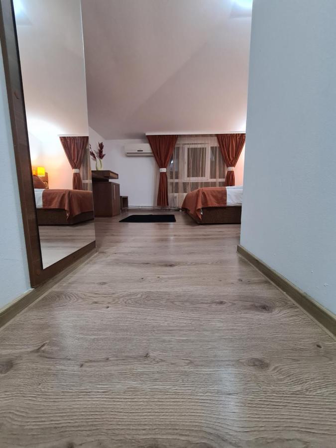Garsoniera privata Bed & Breakfast Bucureşti Exterior foto
