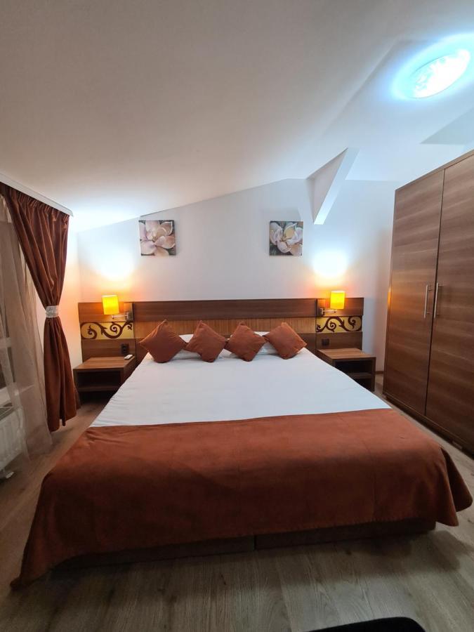 Garsoniera privata Bed & Breakfast Bucureşti Exterior foto